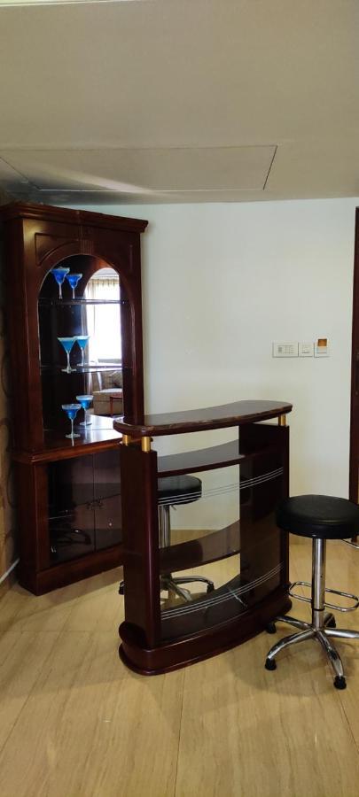Lake Palace Trivandrum Vettutura Kültér fotó