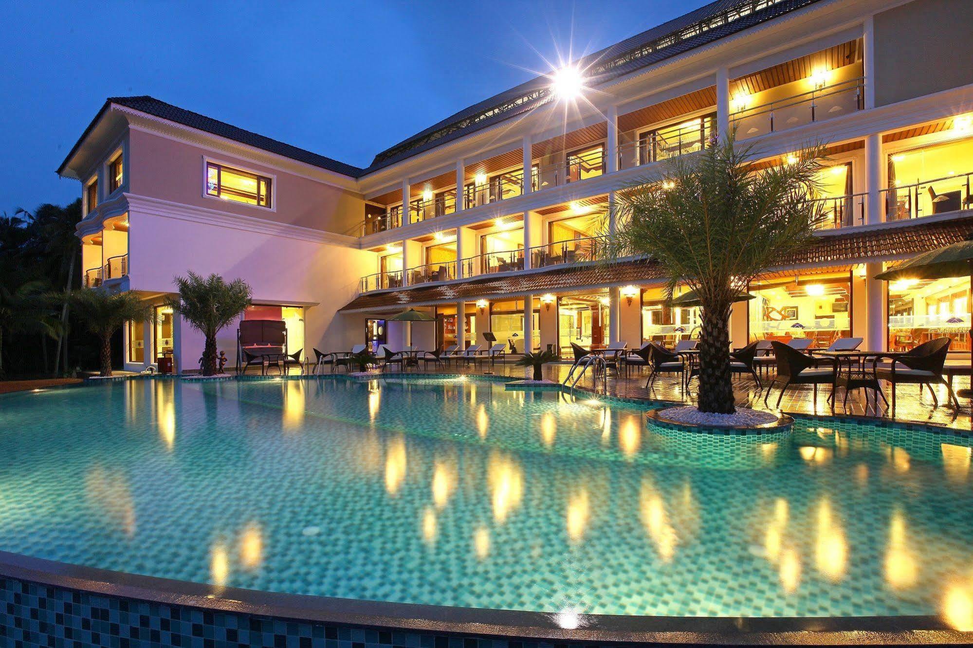 Lake Palace Trivandrum Vettutura Kültér fotó